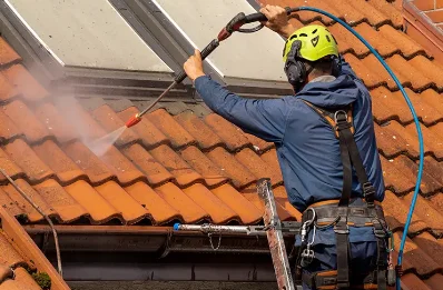 Démoussage et hydrofuge de toiture aux Mesneux